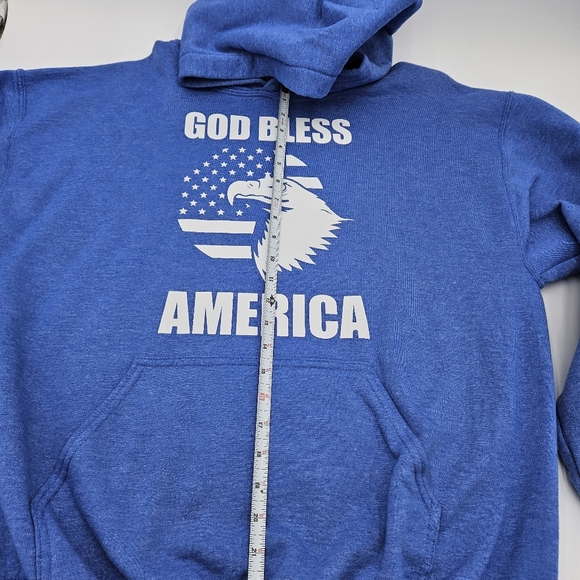 Gildan Heavy Blend Fleece Hoodie With God Bless American Eagle Graphic On Chest - Picture 8 of 10